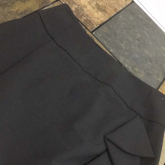 Express design studio. Black Pencil skirt size 2 - Picture 12 of 12